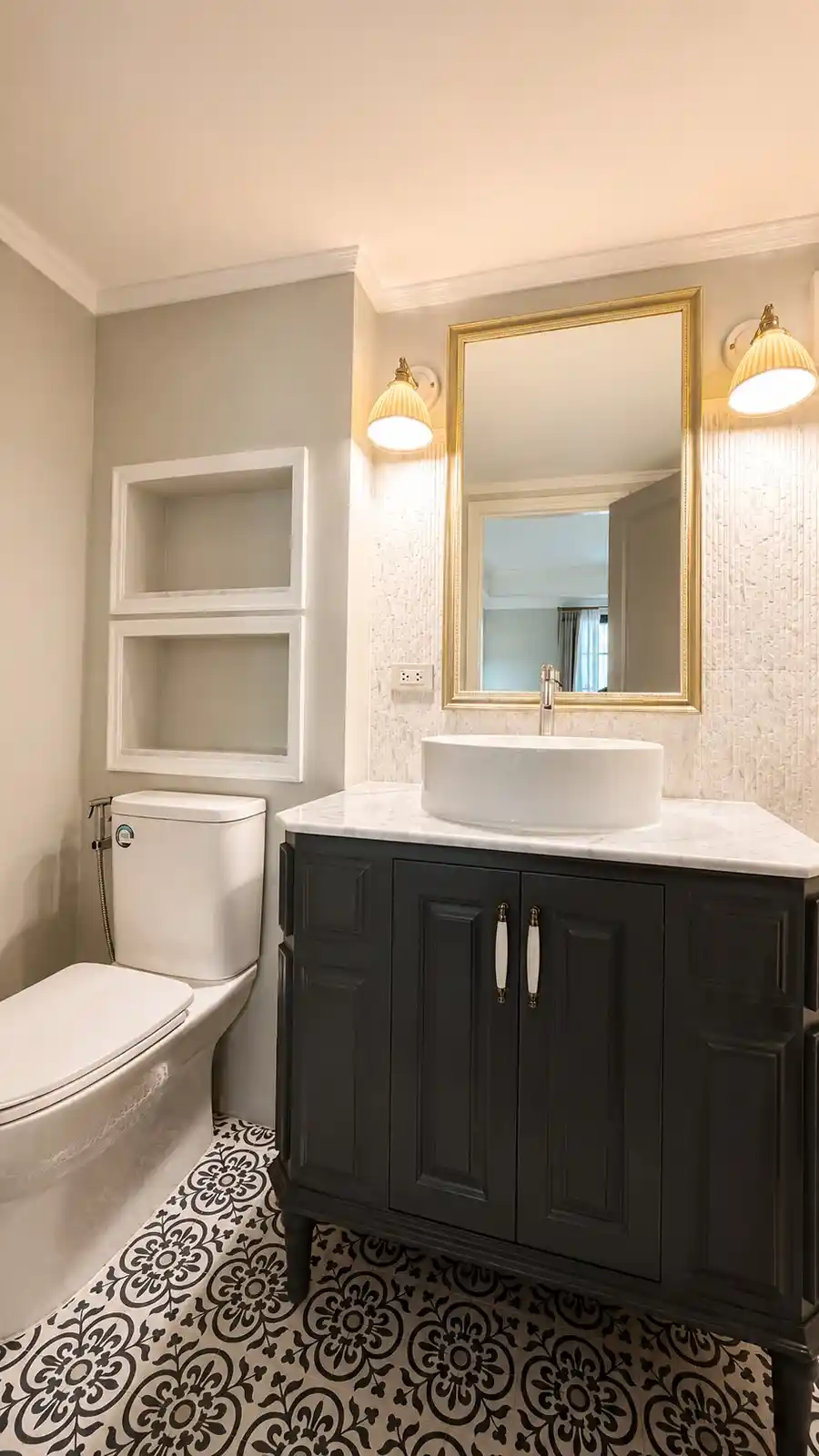 Floor 1 — 2nd Bedroom Bathroom