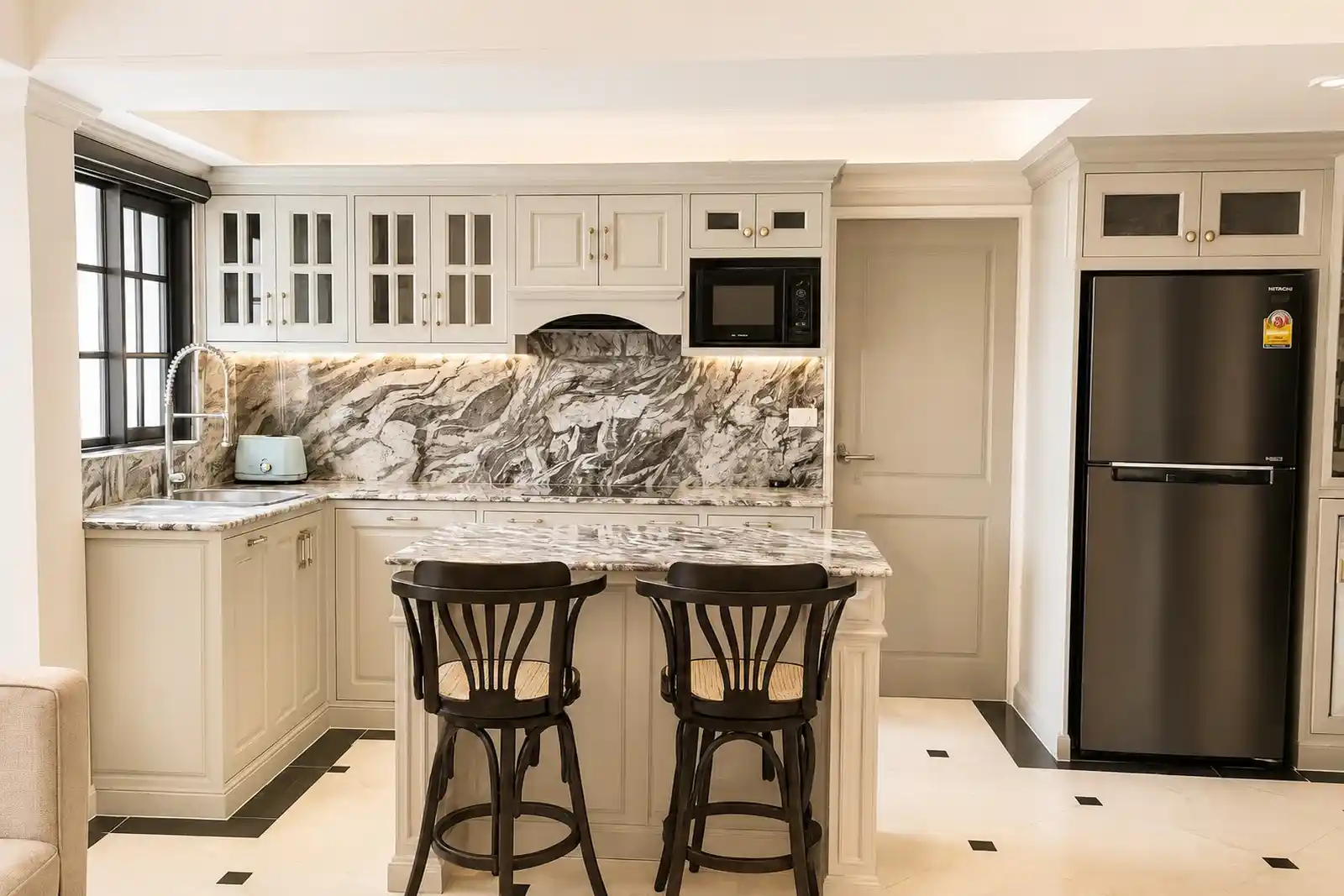 Floor 1 — Kitchen