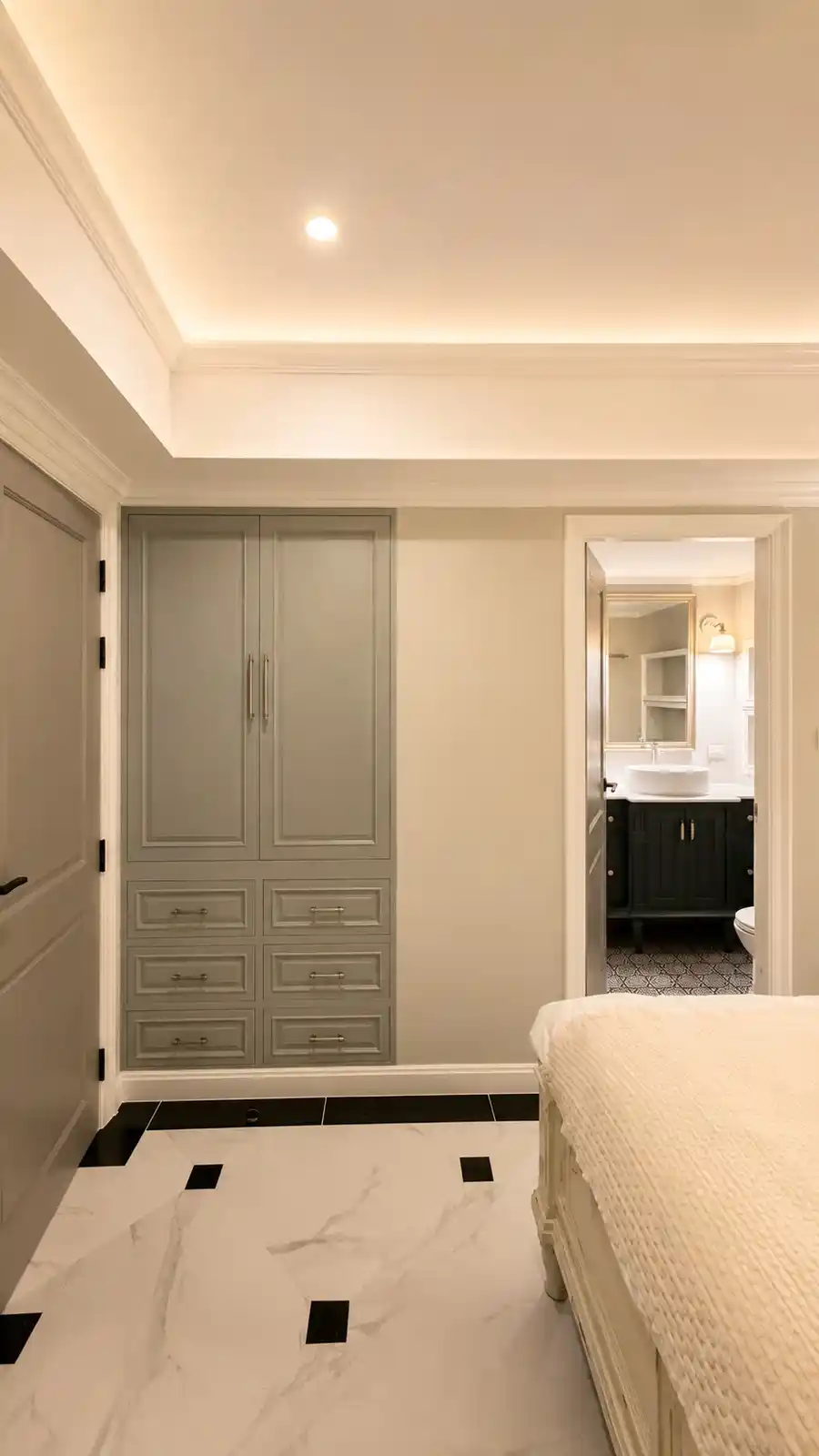 Floor 1 — Master Bedroom