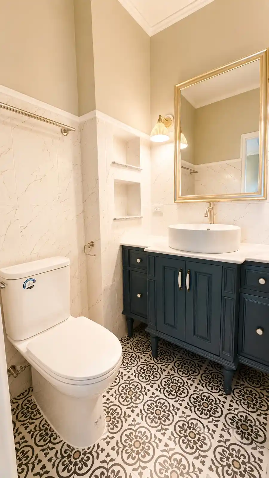 Floor 2 — 2nd Bathroom