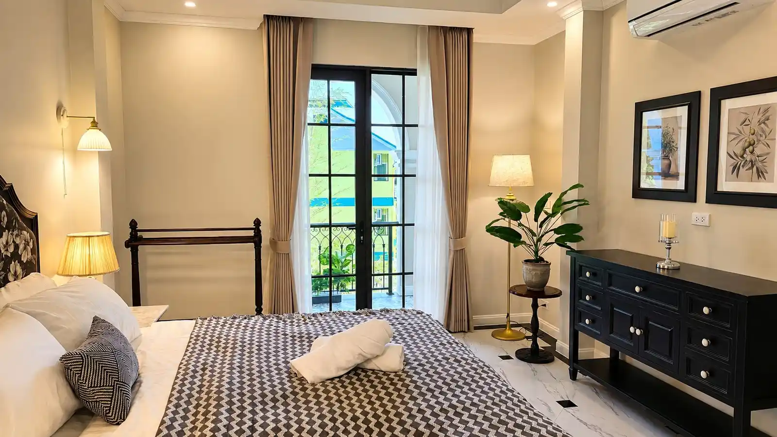 Floor 3 — Master Bedroom