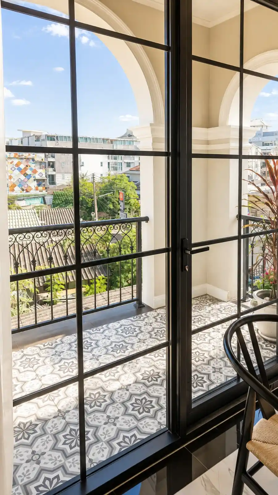 Floor 3 — Panorama Balcony